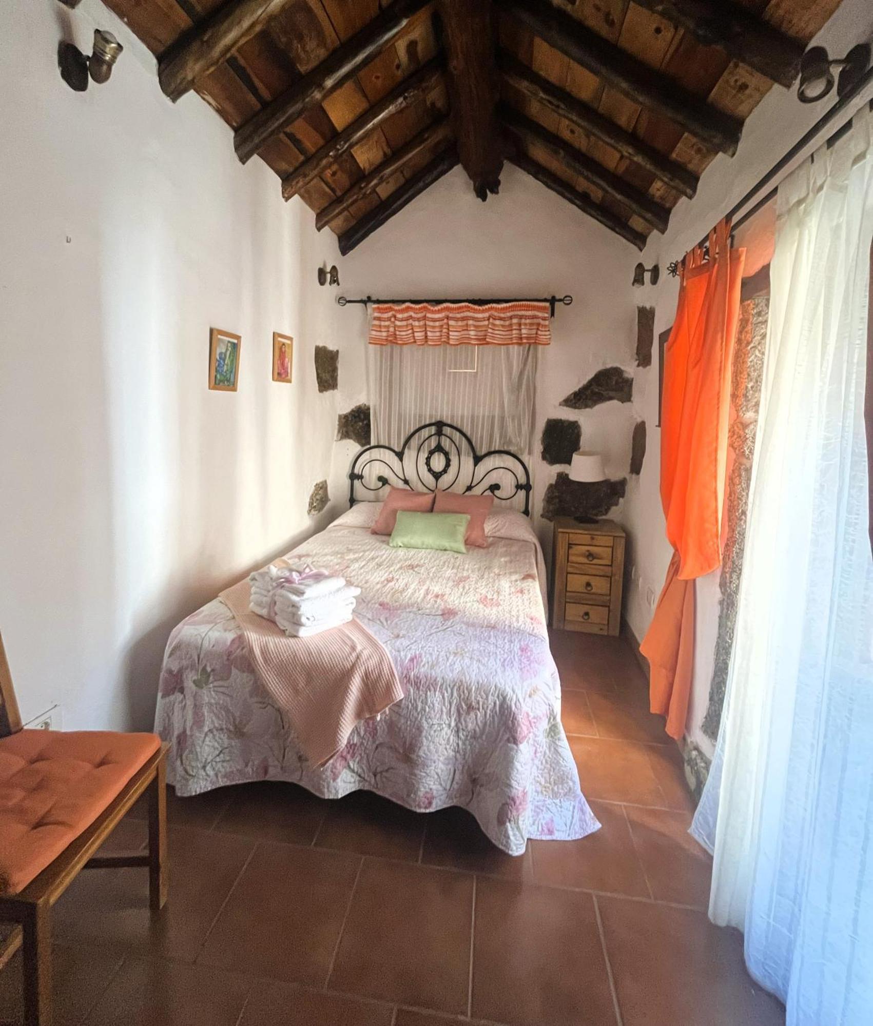 Stunning Rustic House El Pinar & Wifi Guest House Exterior foto